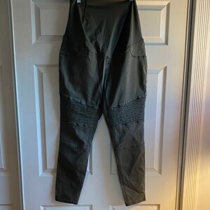 Isabel maternity Olive Green Pants size 10